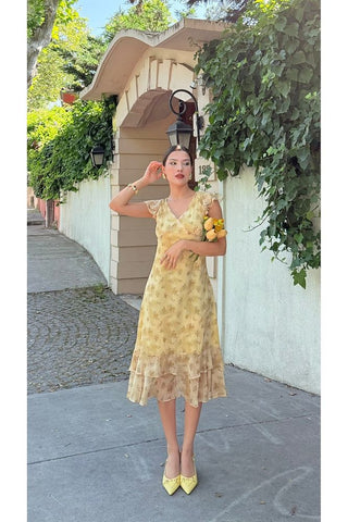 Desenli Eteği Fırfırlı Midi Boy Kadın Elbise