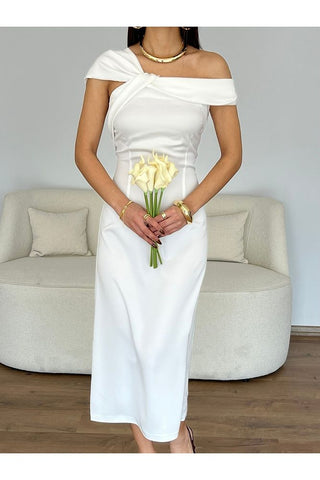 Düşük Omuzlu Saten Midi Elbise