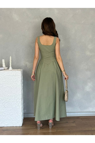 Kare Yaka Kalın Askılı Uzun Boy Yandan Büzgü Detaylı Airobin Günlük Elbise