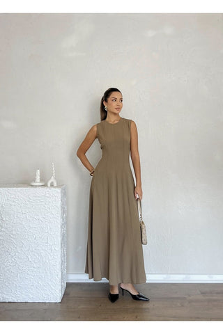 Biyeli Uzun Belden Aşağı Çan İnen Kolsuz Şık Günlük Kadın Elbise