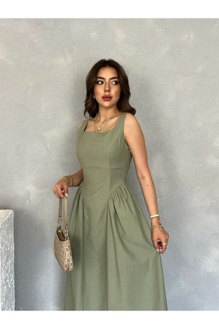 Kare Yaka Kalın Askılı Uzun Boy Yandan Büzgü Detaylı Airobin Günlük Elbise