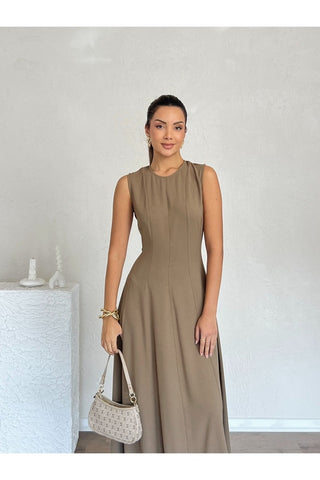 Biyeli Uzun Belden Aşağı Çan İnen Kolsuz Şık Günlük Kadın Elbise