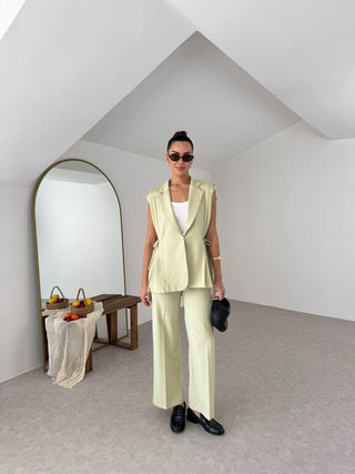 Pile Detaylı Yandan Bağlamalı Yelek Pantolon Takım - Olive